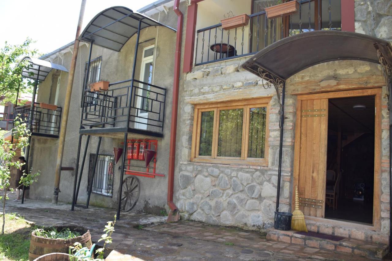 Guest House Ilto Akhmeta Bagian luar foto